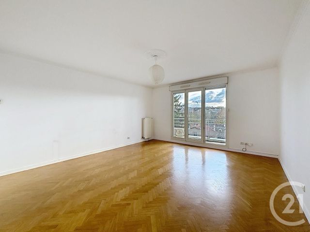 Appartement F3 à louer - 3 pièces - 65.4 m2 - BRUNOY - 91 - ILE-DE-FRANCE - Century 21 Ougier