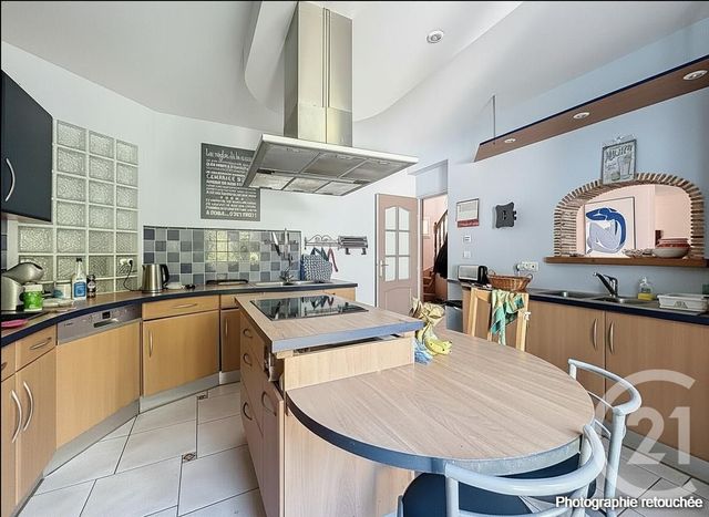 maison à louer - 7 pièces - 140.1 m2 - BRUNOY - 91 - ILE-DE-FRANCE - Century 21 Ougier