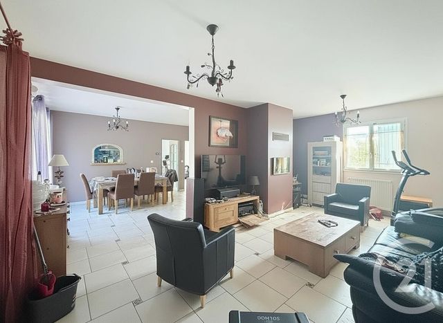 maison à louer - 7 pièces - 140.1 m2 - BRUNOY - 91 - ILE-DE-FRANCE - Century 21 Ougier