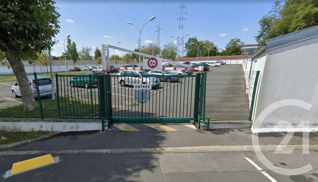 Parking à louer EPINAY SOUS SENART