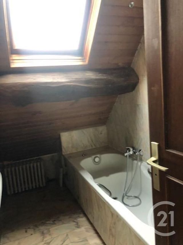 Appartement F3 à louer - 3 pièces - 40.0 m2 - BRUNOY - 91 - ILE-DE-FRANCE - Century 21 Ougier