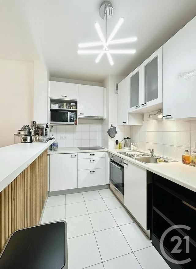 Appartement F3 à louer - 3 pièces - 60.04 m2 - YERRES - 91 - ILE-DE-FRANCE - Century 21 Ougier