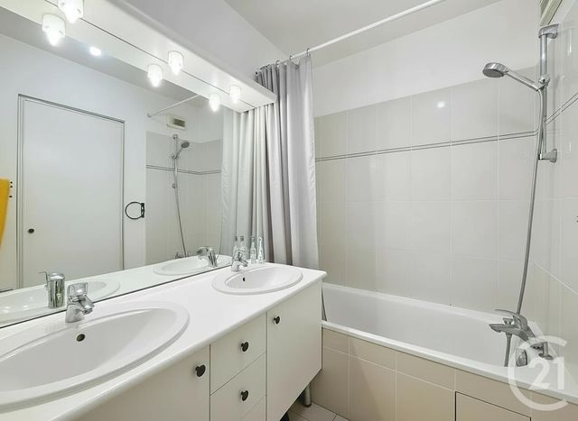 Appartement F3 à louer - 3 pièces - 60.04 m2 - YERRES - 91 - ILE-DE-FRANCE - Century 21 Ougier