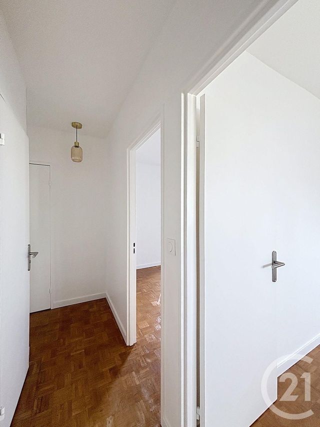 Appartement à louer - 3 pièces - 65.0 m2 - YERRES - 91 - ILE-DE-FRANCE - Century 21 Ougier