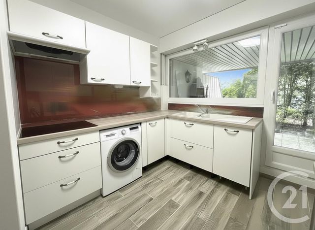 Appartement F3 à vendre - 3 pièces - 64.87 m2 - BRUNOY - 91 - ILE-DE-FRANCE - Century 21 Ougier