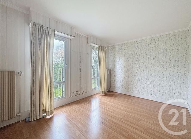 Appartement F4 à vendre - 4 pièces - 81.86 m2 - BOUSSY ST ANTOINE - 91 - ILE-DE-FRANCE - Century 21 Ougier