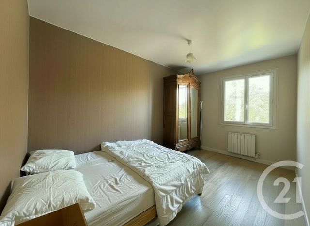 maison à vendre - 8 pièces - 160.46 m2 - YERRES - 91 - ILE-DE-FRANCE - Century 21 Ougier