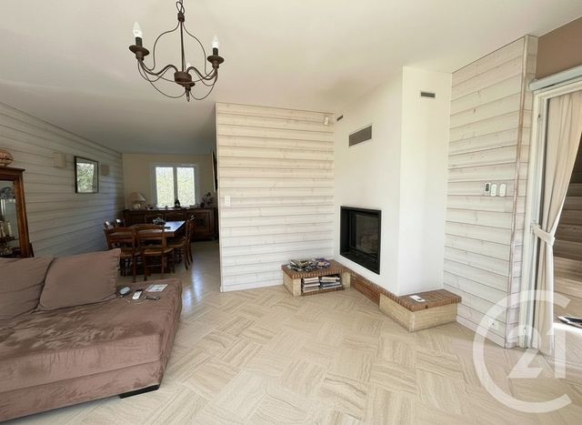 maison à vendre - 8 pièces - 160.46 m2 - YERRES - 91 - ILE-DE-FRANCE - Century 21 Ougier