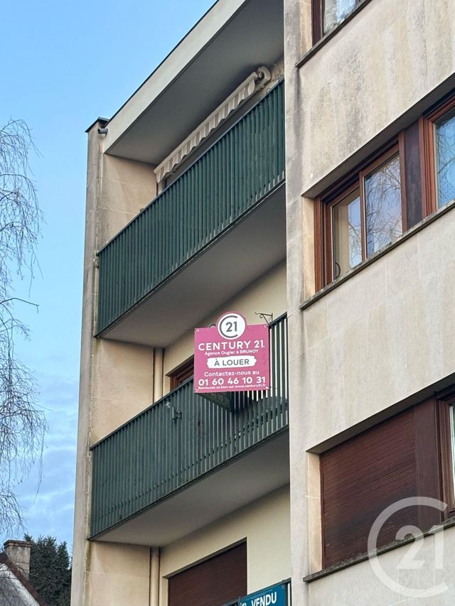 Appartement F3 à louer - 3 pièces - 70.15 m2 - BRUNOY - 91 - ILE-DE-FRANCE - Century 21 Ougier