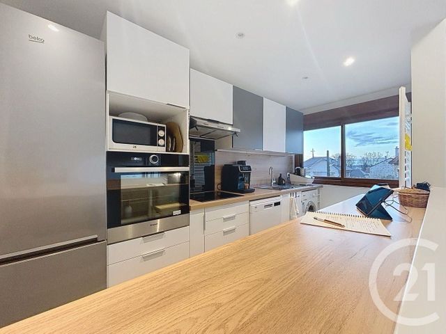 Appartement F3 à louer - 3 pièces - 70.15 m2 - BRUNOY - 91 - ILE-DE-FRANCE - Century 21 Ougier