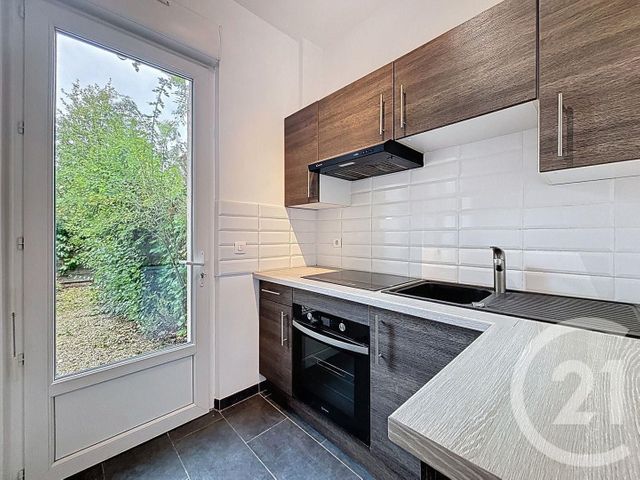 maison à louer - 4 pièces - 70.73 m2 - BRUNOY - 91 - ILE-DE-FRANCE - Century 21 Ougier