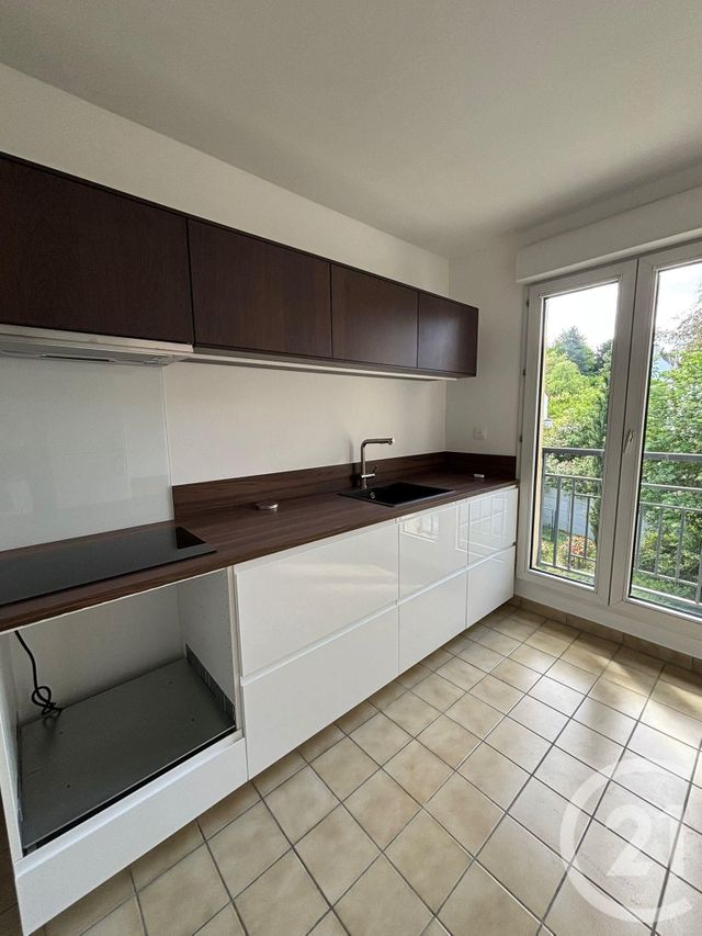 Appartement Studio à louer - 1 pièce - 34.29 m2 - MONTGERON - 91 - ILE-DE-FRANCE - Century 21 Ougier