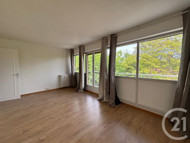 Appartement F3 à louer - 3 pièces - 67.0 m2 - BRUNOY - 91 - ILE-DE-FRANCE - Century 21 Ougier