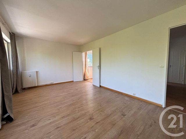 Appartement F3 à louer - 3 pièces - 67.0 m2 - BRUNOY - 91 - ILE-DE-FRANCE - Century 21 Ougier