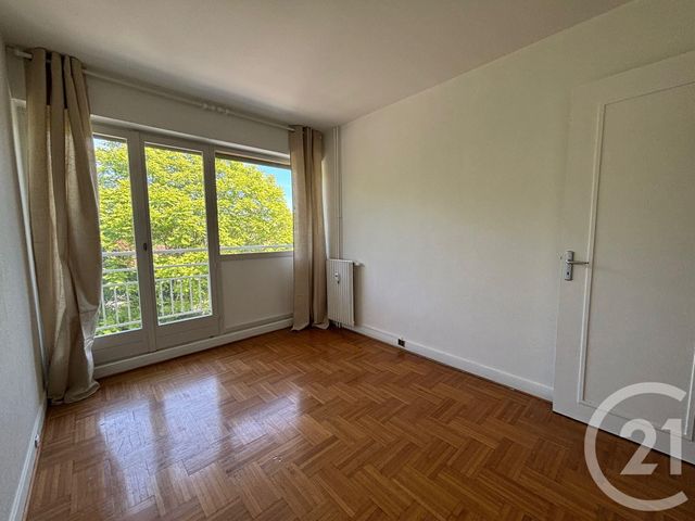 Appartement F3 à louer - 3 pièces - 67.0 m2 - BRUNOY - 91 - ILE-DE-FRANCE - Century 21 Ougier