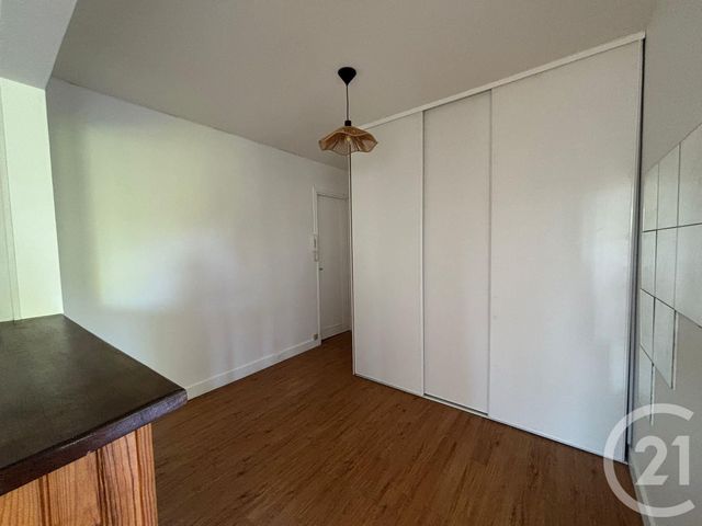 Appartement F3 à louer - 3 pièces - 67.0 m2 - BRUNOY - 91 - ILE-DE-FRANCE - Century 21 Ougier