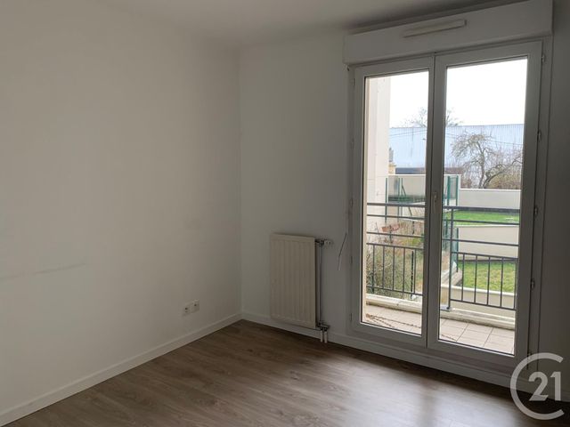 Appartement F3 à louer - 3 pièces - 68.43 m2 - BRUNOY - 91 - ILE-DE-FRANCE - Century 21 Ougier