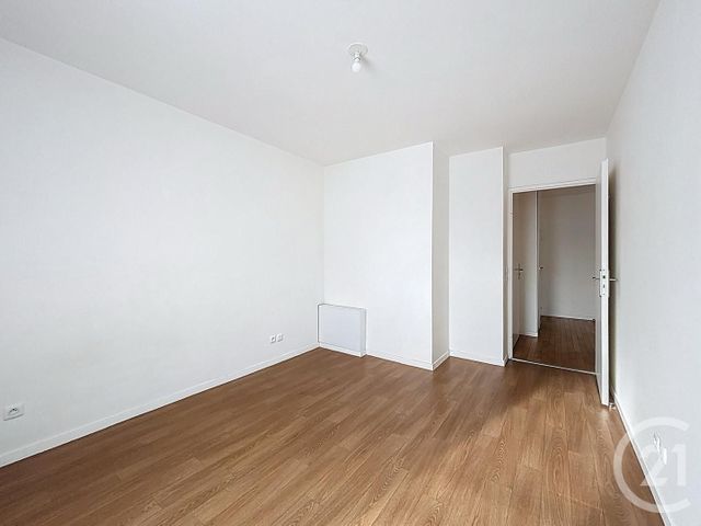 Appartement F2 à vendre - 2 pièces - 43.34 m2 - VILLECRESNES - 94 - ILE-DE-FRANCE - Century 21 Ougier