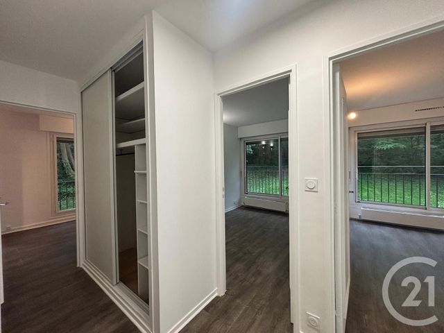 Appartement à louer - 5 pièces - 79.78 m2 - BRUNOY - 91 - ILE-DE-FRANCE - Century 21 Ougier