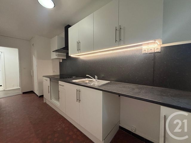 Appartement à louer - 5 pièces - 79.78 m2 - BRUNOY - 91 - ILE-DE-FRANCE - Century 21 Ougier