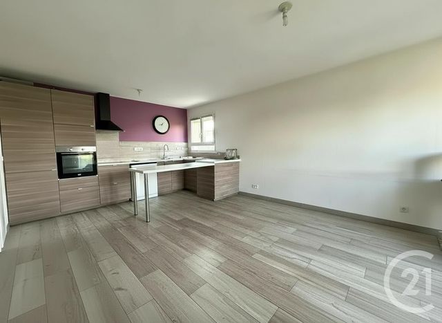 Appartement à louer EPINAY SOUS SENART