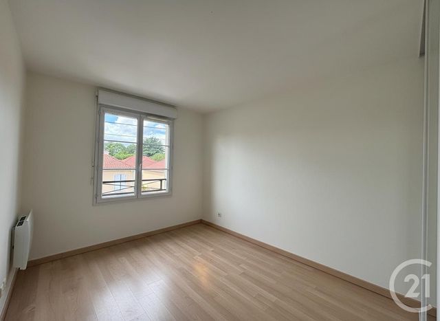 Appartement F3 à vendre - 3 pièces - 64.85 m2 - BRUNOY - 91 - ILE-DE-FRANCE - Century 21 Ougier