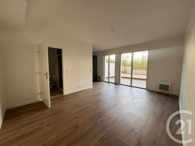 Appartement F2 à louer - 2 pièces - 48.61 m2 - BRUNOY - 91 - ILE-DE-FRANCE - Century 21 Ougier