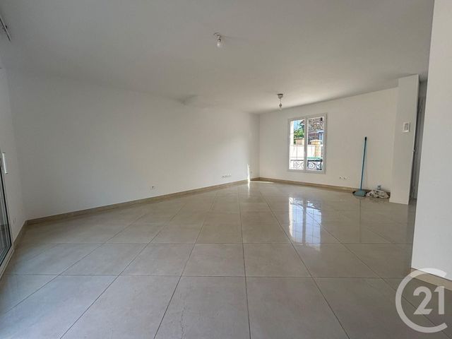 maison à louer - 4 pièces - 114.61 m2 - BRUNOY - 91 - ILE-DE-FRANCE - Century 21 Ougier