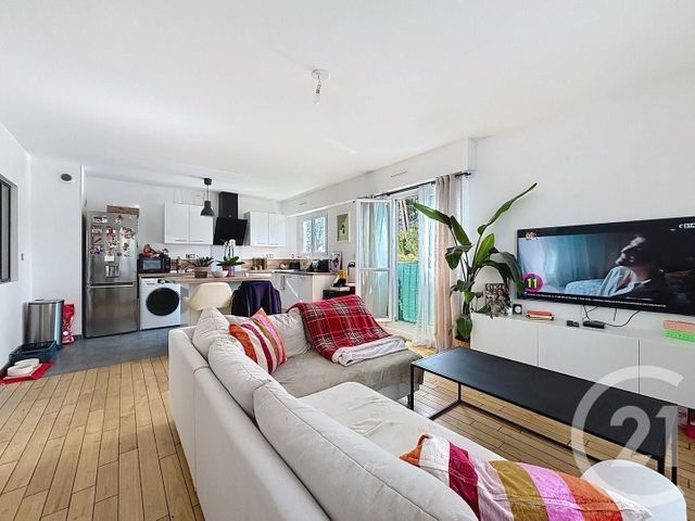 Appartement F2 à louer - 2 pièces - 47.51 m2 - YERRES - 91 - ILE-DE-FRANCE - Century 21 Ougier