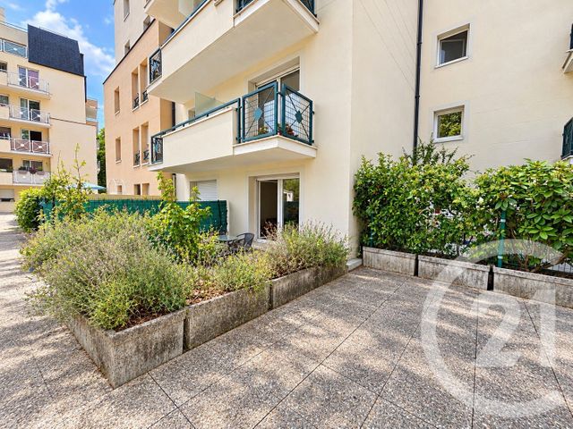Appartement Studio à vendre - 1 pièce - 26.03 m2 - YERRES - 91 - ILE-DE-FRANCE - Century 21 Ougier