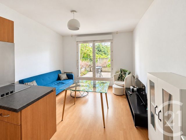Appartement Studio à vendre - 1 pièce - 26.03 m2 - YERRES - 91 - ILE-DE-FRANCE - Century 21 Ougier