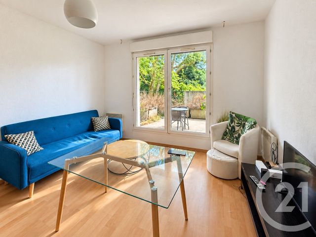 Appartement Studio à vendre - 1 pièce - 26.03 m2 - YERRES - 91 - ILE-DE-FRANCE - Century 21 Ougier