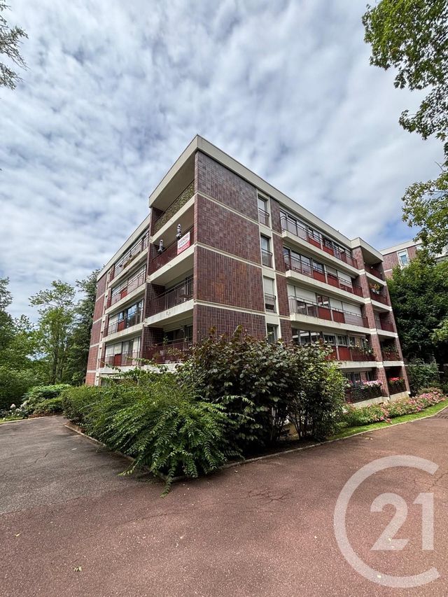 Appartement Studio à louer - 1 pièce - 40.95 m2 - BRUNOY - 91 - ILE-DE-FRANCE - Century 21 Ougier