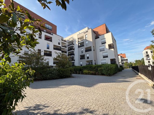 Appartement F3 à vendre - 3 pièces - 65.55 m2 - BOUSSY ST ANTOINE - 91 - ILE-DE-FRANCE - Century 21 Ougier