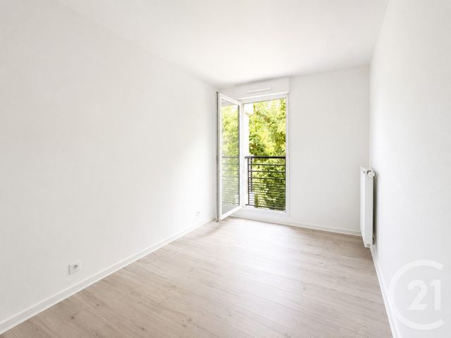 Appartement F3 à vendre - 3 pièces - 65.55 m2 - BOUSSY ST ANTOINE - 91 - ILE-DE-FRANCE - Century 21 Ougier
