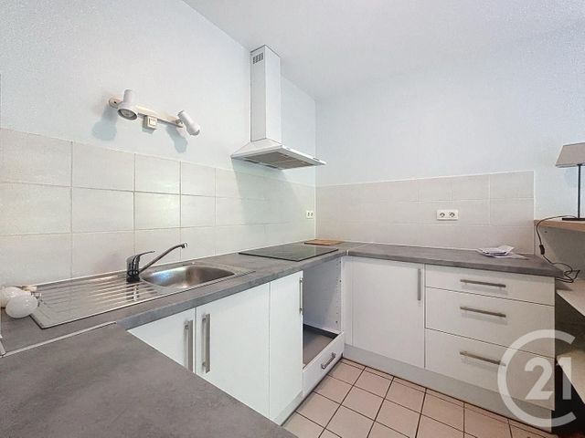 Appartement F2 à louer - 2 pièces - 46.65 m2 - BRUNOY - 91 - ILE-DE-FRANCE - Century 21 Ougier