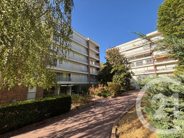 Appartement F2 à louer - 2 pièces - 52.86 m2 - BRUNOY - 91 - ILE-DE-FRANCE - Century 21 Ougier