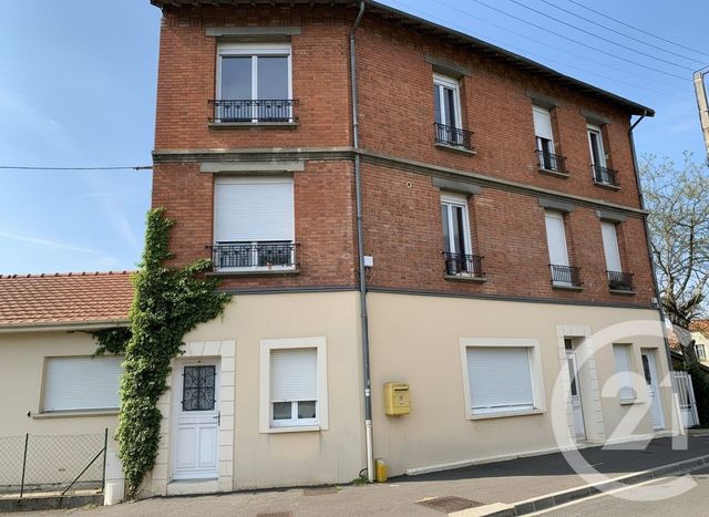 Appartement Studio à louer - 1 pièce - 25.6 m2 - BRUNOY - 91 - ILE-DE-FRANCE - Century 21 Ougier