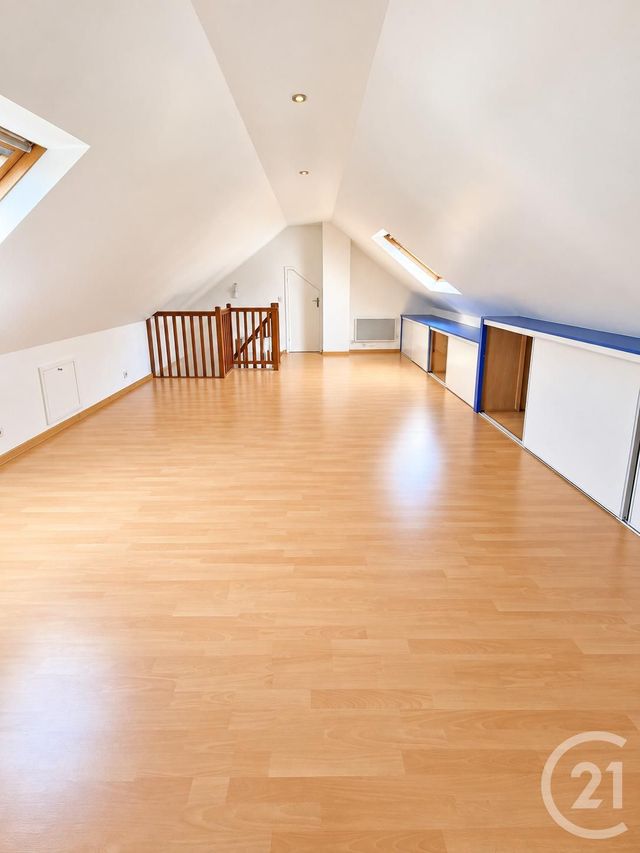 maison à vendre - 6 pièces - 159.23 m2 - BOUSSY ST ANTOINE - 91 - ILE-DE-FRANCE - Century 21 Ougier