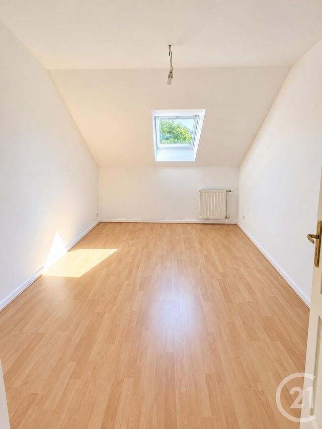 maison à vendre - 6 pièces - 159.23 m2 - BOUSSY ST ANTOINE - 91 - ILE-DE-FRANCE - Century 21 Ougier