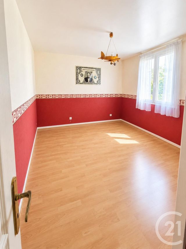 maison à vendre - 6 pièces - 159.23 m2 - BOUSSY ST ANTOINE - 91 - ILE-DE-FRANCE - Century 21 Ougier