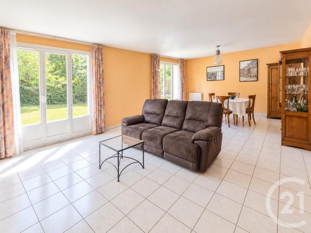 maison à vendre - 6 pièces - 159.23 m2 - BOUSSY ST ANTOINE - 91 - ILE-DE-FRANCE - Century 21 Ougier