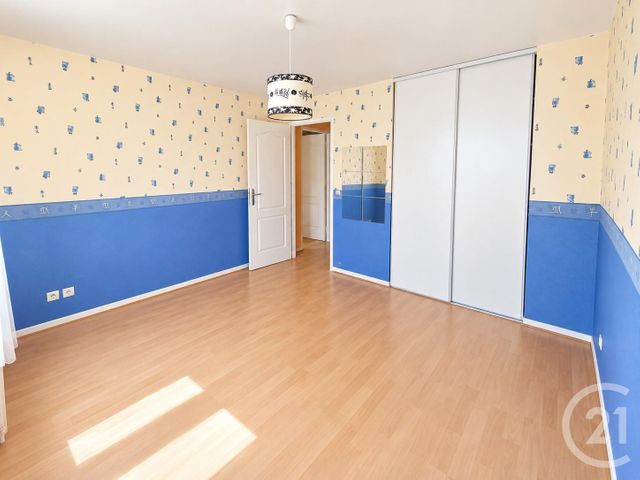 maison à vendre - 6 pièces - 159.23 m2 - BOUSSY ST ANTOINE - 91 - ILE-DE-FRANCE - Century 21 Ougier