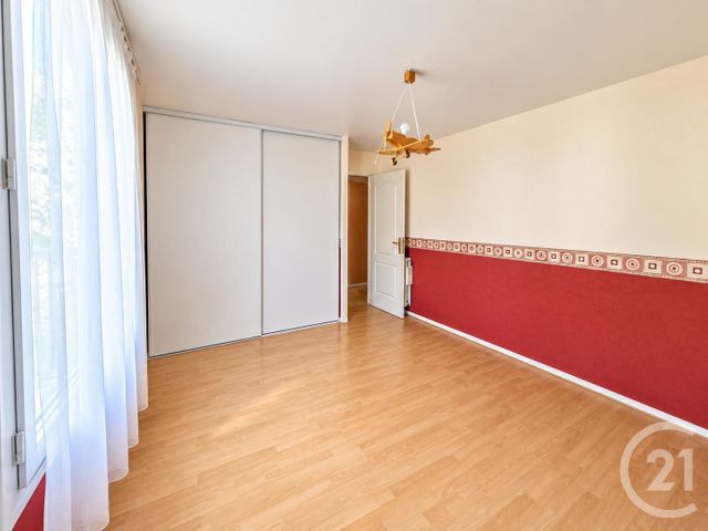 maison à vendre - 6 pièces - 159.23 m2 - BOUSSY ST ANTOINE - 91 - ILE-DE-FRANCE - Century 21 Ougier
