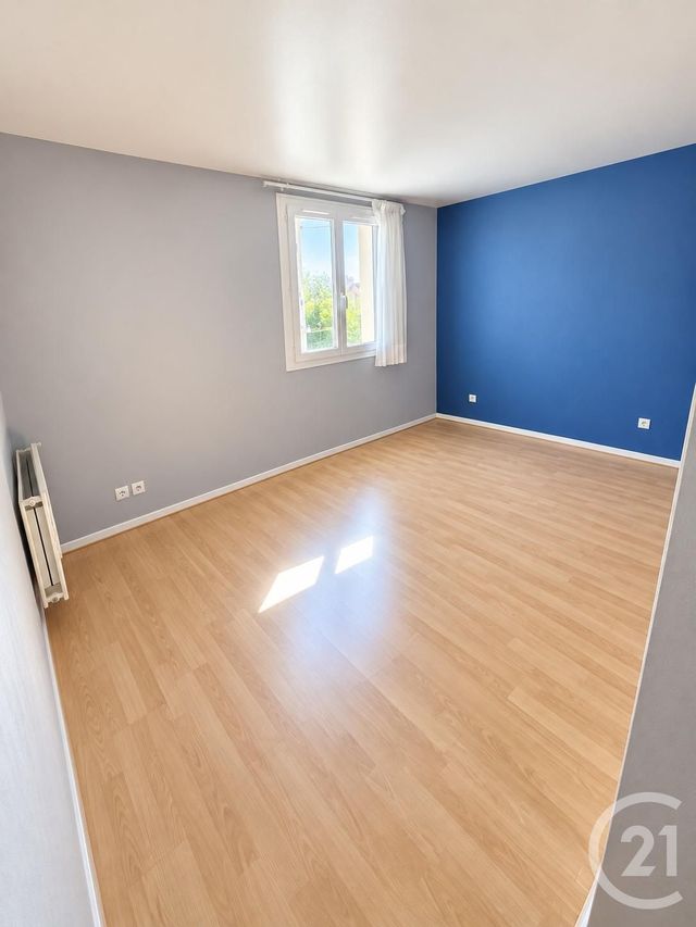 maison à vendre - 6 pièces - 159.23 m2 - BOUSSY ST ANTOINE - 91 - ILE-DE-FRANCE - Century 21 Ougier
