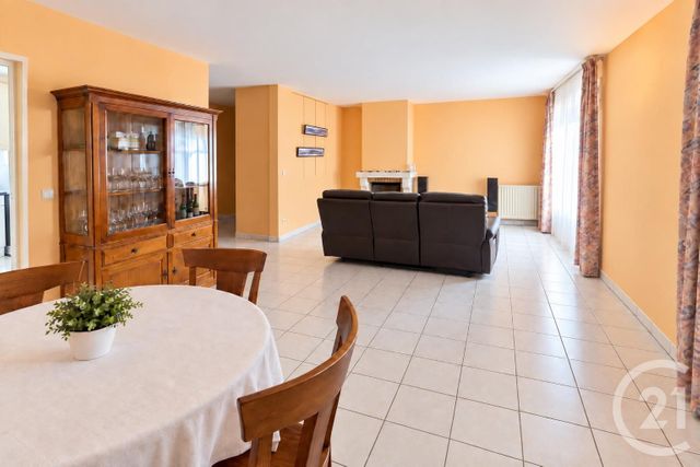 maison à vendre - 6 pièces - 159.23 m2 - BOUSSY ST ANTOINE - 91 - ILE-DE-FRANCE - Century 21 Ougier