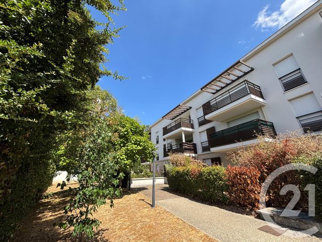 Appartement F3 à louer - 3 pièces - 58.58 m2 - QUINCY SOUS SENART - 91 - ILE-DE-FRANCE - Century 21 Ougier