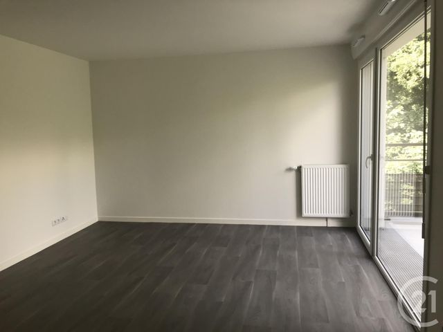 Appartement F3 à louer - 3 pièces - 58.58 m2 - QUINCY SOUS SENART - 91 - ILE-DE-FRANCE - Century 21 Ougier