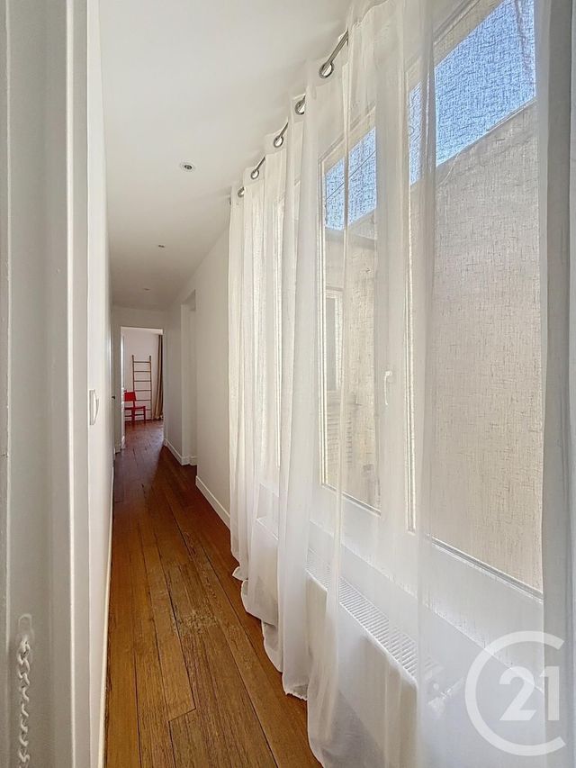 Appartement F2 à louer - 2 pièces - 57.3 m2 - BRUNOY - 91 - ILE-DE-FRANCE - Century 21 Ougier