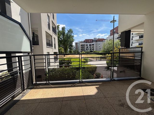 Appartement F3 à vendre - 3 pièces - 65.55 m2 - BRUNOY - 91 - ILE-DE-FRANCE - Century 21 Ougier